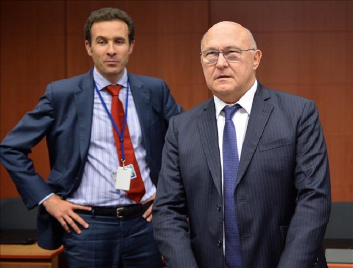 France: Un ministre épinglé pour geste sexiste envers une journaliste
